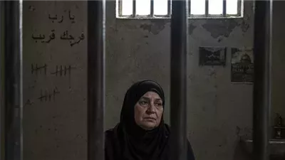 قبل إعدامها بدقائق… كشف طفل سر السكين المدفون تحت السري