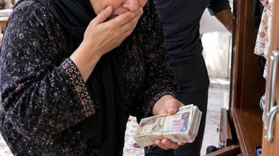 فلوس مرات ابني حكايات زهرة حصري