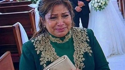 الفستان الاخضر