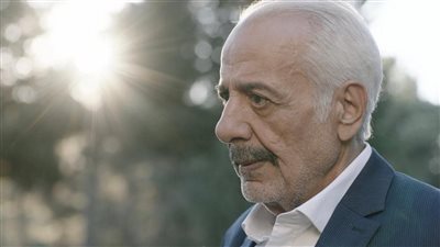  الكاميرا تدخل القصر الذي اهداه الاسد للفنان ايمن زيدان
