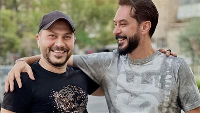 زوجة وائل شرف بطل مسلسل باب الحارة الحقيقية تخطف الأنظار بجمالها النادر والسـاحر !! مش حتصـدقوا جمالها
