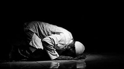 علامة إذا ظهرت عليك وقت السجود فاعلم أن الله قد رضي عنك