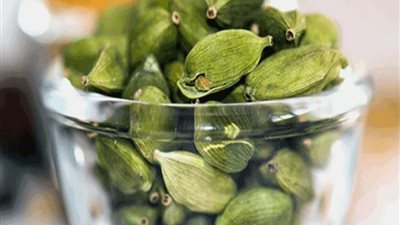 كل فوائد الحبهان أو حبوب الهيل