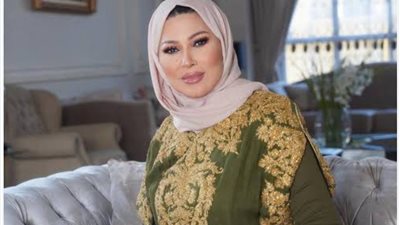تقول اﻹعلامية الجزائرية خديجة بن ڤنة