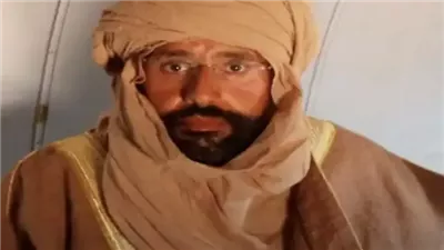 لم يلاحظ المجرمين ان هناك كاميرا تصور كل شيء...اللحظات الأخيرة من حياة سيف الاسلام القذافي وكيف كان واقفا بشجاعة امام المجرمين!!!