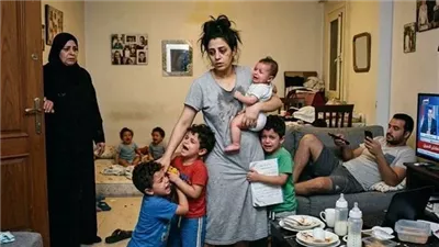 عمري ما هنسى حكايات منى السيد